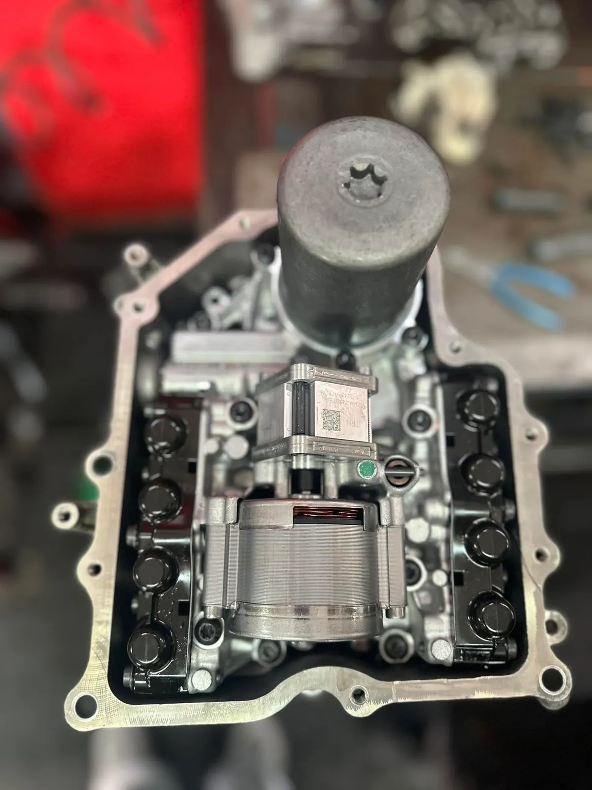 Μονάδα mechatronic αυτόματου κιβωτίου DSG σε επισκευή